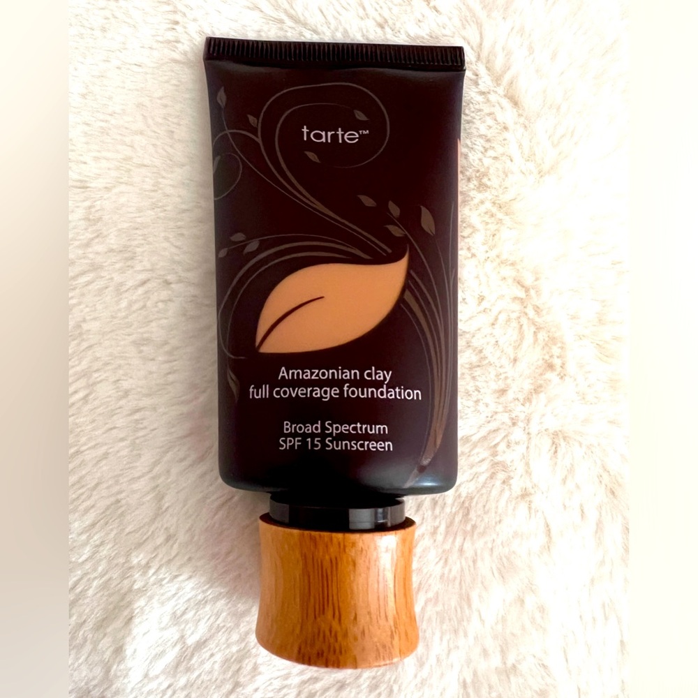 Tarte Amazonian clay full coverage foundation